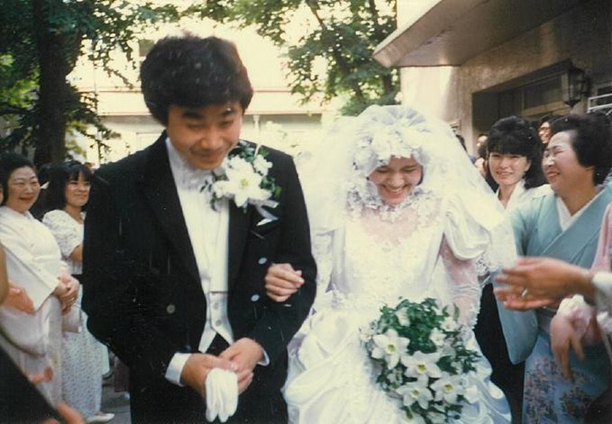 28年の恋　ラジオで婚約会見生中継　言い間違えの「マコさま」企画誕生、はがき募集も　話の肖像画　喜劇役者、劇団SET主宰・三宅裕司＜17＞