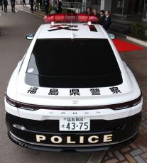 全国初、燃料電池車「クラウンFCEV」のパトカー登場　福島県警が交通機動隊に配備