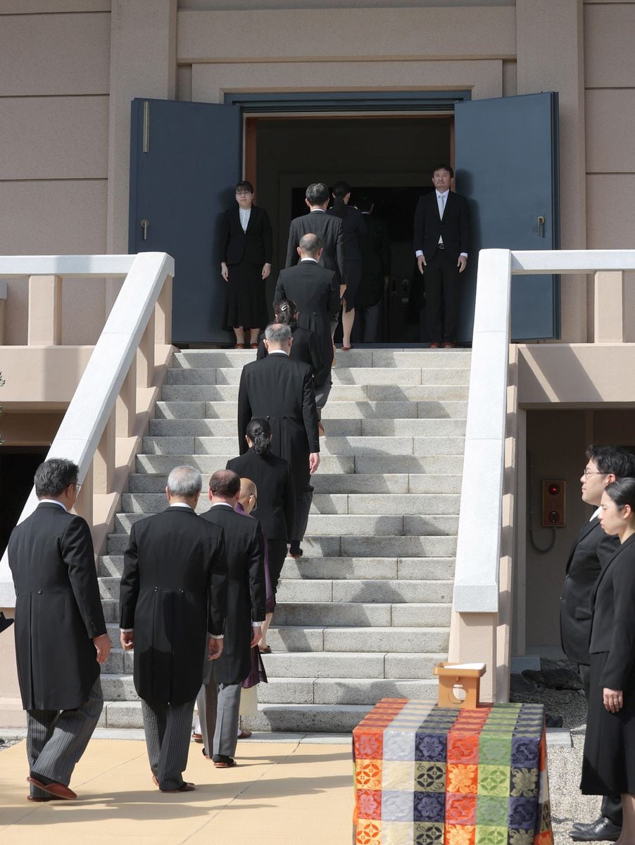 奈良・正倉院で年に1度の「開封の儀」　宝庫の扉明け宝物点検