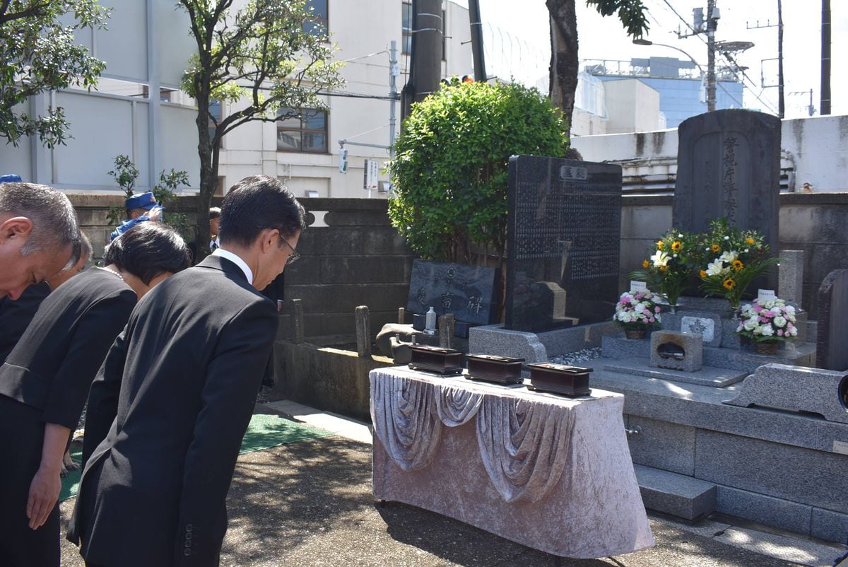 〝仲間〟悼む強い思い　各地に殉職者や警察犬弔う施設　警視庁150年