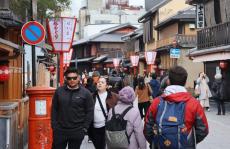 「外国人が店と間違えて家に…」　迷惑行為に京都市民憤り　観光地に「おすすめ」6割未満