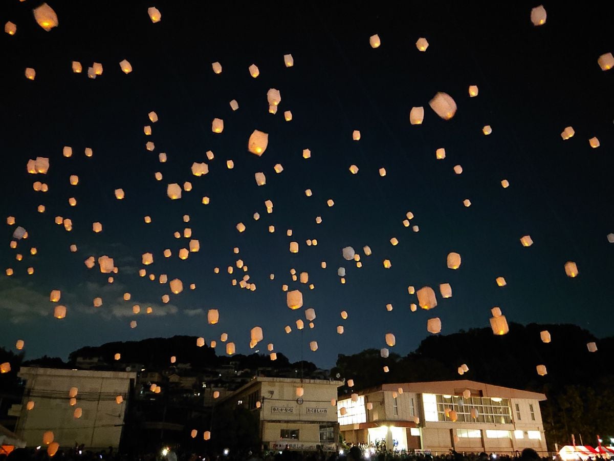 幻想的なランタンの舞い楽しんで　11月に奈良・王寺で