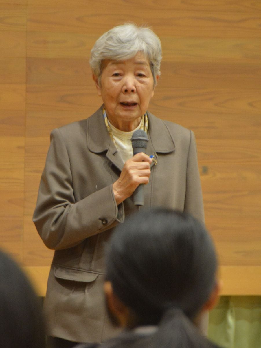 特定失踪者・大政由美さん母の悲しみ　地元・愛媛の中学全校生徒31人が迫真の演技で訴え