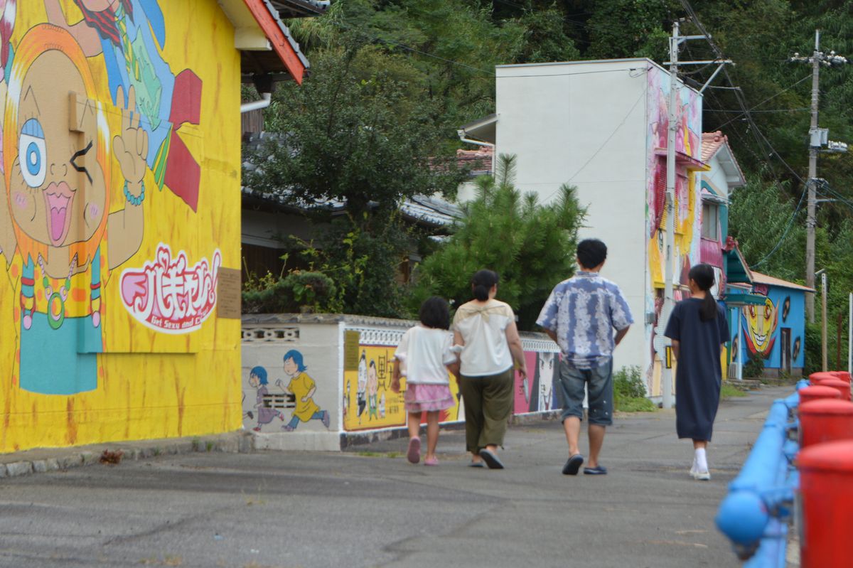 人口11人、瀬戸内の「漫画の島」に新観光スポット　移住者がオープンする憩いの飲食店