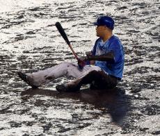 甲子園のドラマ生み出す阪神園芸の「神整備」　伝説グランドキーパーから継承された職人技　甲子園球場100年