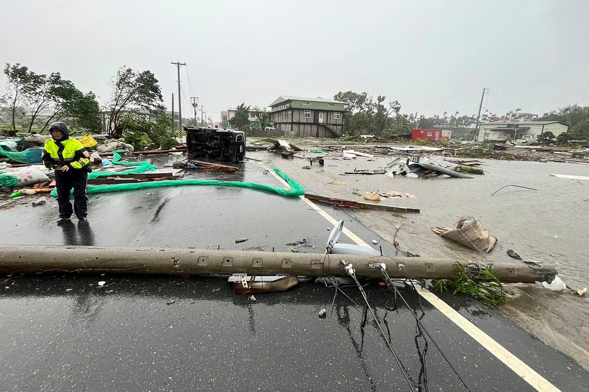 台風21号が台湾横断し台湾海峡に抜ける　1人死亡、205人負傷　建物損壊は387棟に