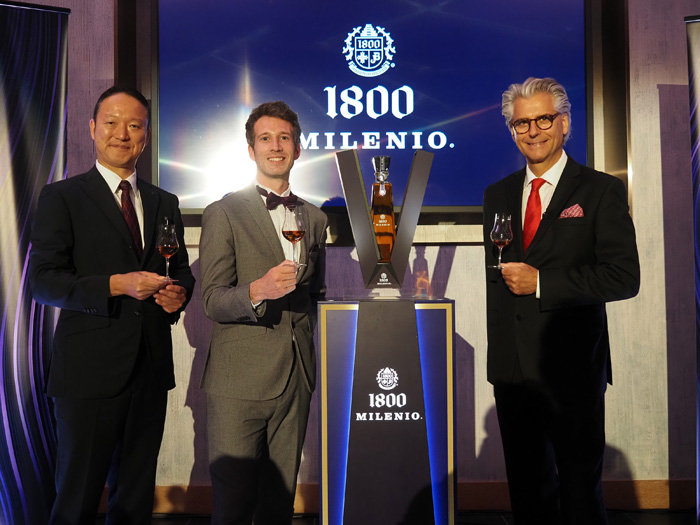 プレミアムテキーラ「1800ミレニオ」日本上陸 オーク樽で3年以上 プレミアムテキーラ「1800ミレニオ」日本上陸 オーク樽で3年以上