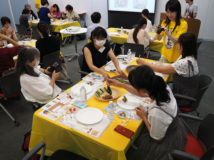 みそ料理と焼酎楽しむ ファン招きイベント ひかり味噌×濵田酒造