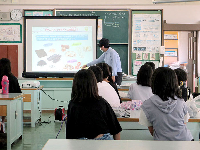 乾物パワー伝える 福岡の小学校で食育授業 日本アクセス