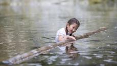 「川遊びしていた子供が溺れて死亡しました」毎年夏になると発生する不慮の水難事故死…再発防止のために「こども庁」ができること