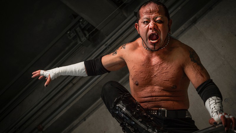 風俗通いでHIV感染の「死」を覚悟〉一度はあきらめたプロレスラーに