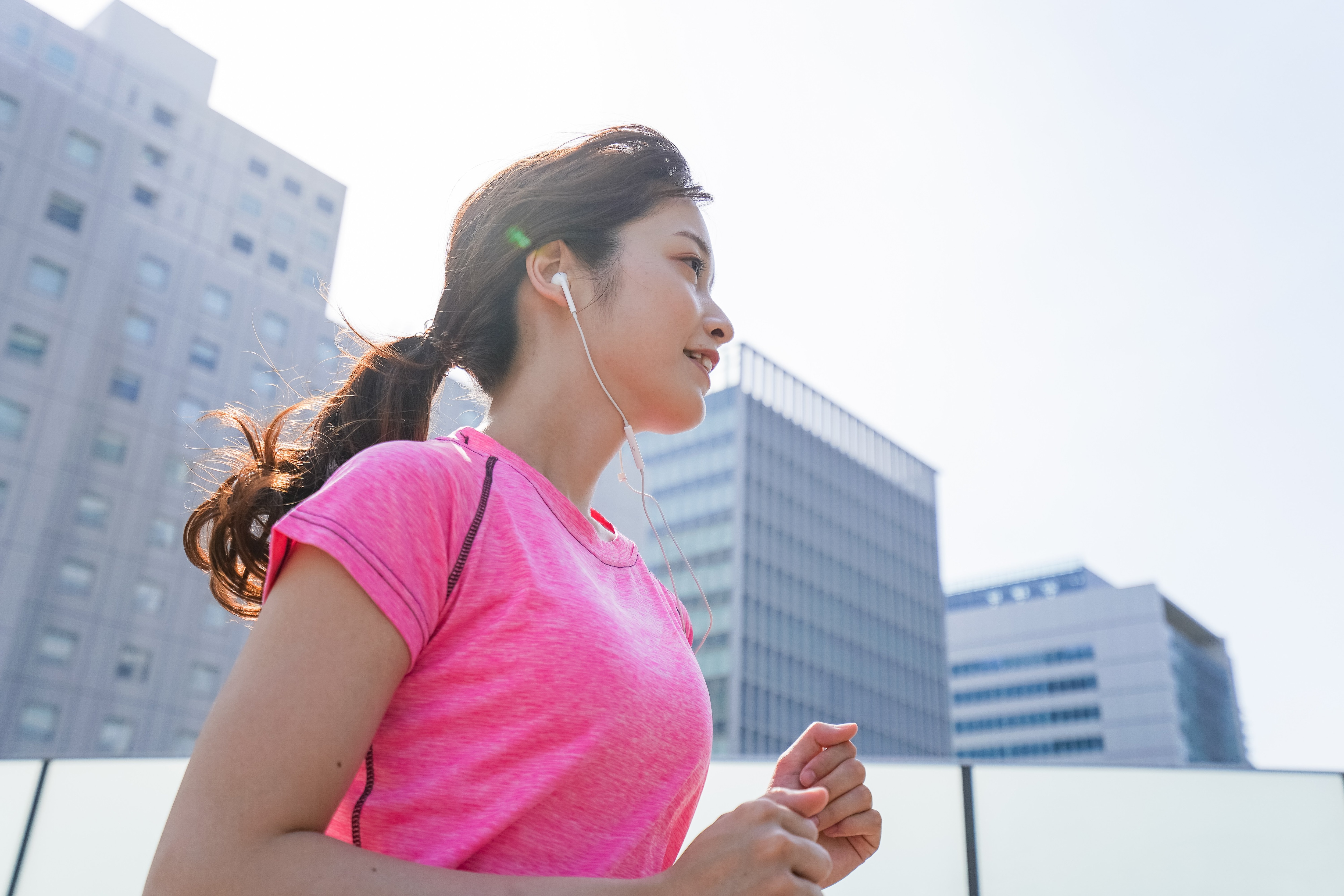 1日1時間のランニングで寿命が7時間延びる…ほんの少しの運動でも膨大なメリットが！　最新の研究で明らかになった運動の驚くべき効果とは