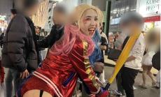 〈外国人だらけの渋谷ハロウィーン〉「休止？シラナイヨ」「誰も止められないヨ」酒がなくてもハイテンションで…