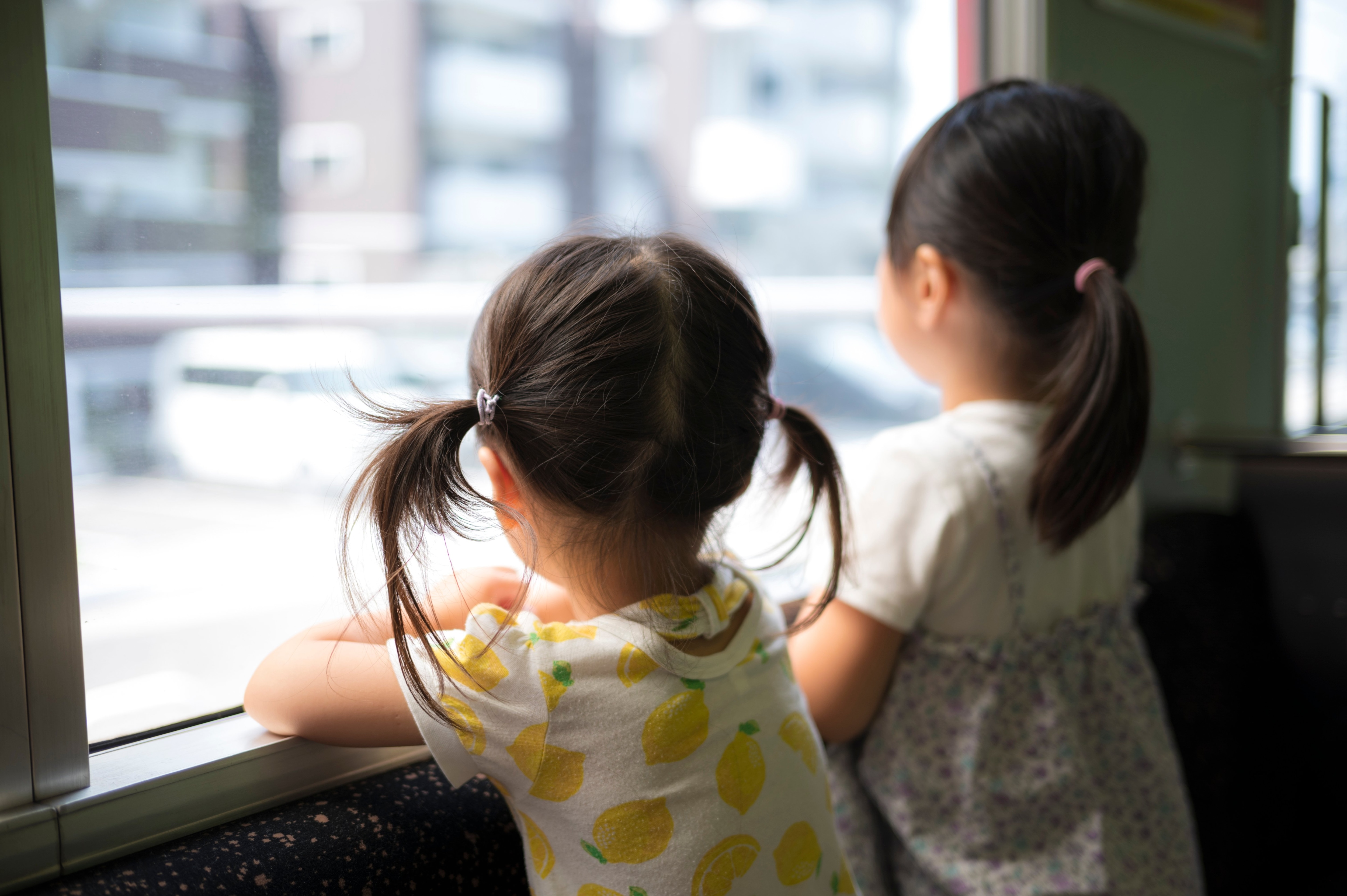 「子どもを産みたくない」が「子ども嫌いの冷たい女」に変換されるのはおかしいのでは？ 「子どもが好き」という言葉が持つ好意的イメージの不思議