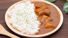 マナー講師が唱えた“カレーライスのマナー”が「こじつけ」と炎上…マナーとは「決まりごと」「正しい形」ではないと専門家が指摘