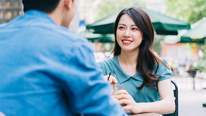 「話し相手を会話の主人公にする」が大原則。なぜかモテる人がさりげなく実践している４つの会話術