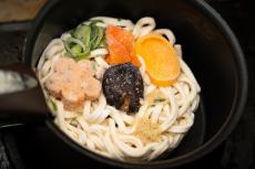 もはや“水すらいらない”冷凍の『あんかけうどん』がマジで最高　これは一度は試すべき