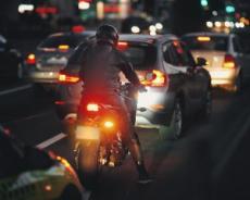 「まさに自業自得」“あおり運転”してきたバイクが“無残な姿”に。加害者に訪れた悲劇