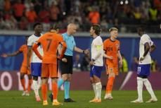 【欧州選手権】エムバペ起用見送りのフランスはオランダと引き分け　「ベストの決断」と監督