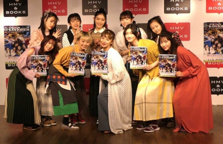私立恵比寿中学ら女性グループ14組　ライブを開催