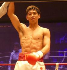 【ボクシング】ホープ・村田昴　7連続KO勝利も「心折れそうに」　セミの金子虎旦はまさか初回TKO負け