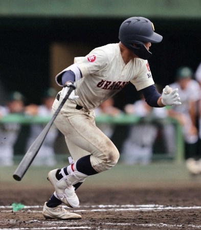 浦和学院・三井が決勝生還！元西武父・浩二氏が応援する前で「粘り勝つ野球ができた」