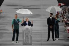 IOCバッハ会長　東京では13分超えスピーチも　パリでは約8分に「衝撃」「雨だから？」とざわつく