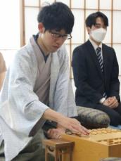 佐々木七段　羽生九段の次は藤井王将　歴代全冠制覇棋士との連戦決まる　JT杯静岡対局