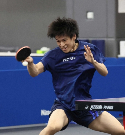 【卓球】戸上隼輔、五輪デビュー戦でストレート勝ち　会場の足踏み応援に「自分も燃えました」