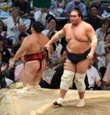 照ノ富士　10度目V　休場明け進化して帰ってきた　決定戦で横綱の「責任」