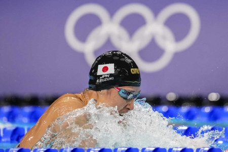 33歳・鈴木聡美が200M平泳ぎで準決勝へ　「泳いでいてとても怖かった…」も全体5位で予選突破