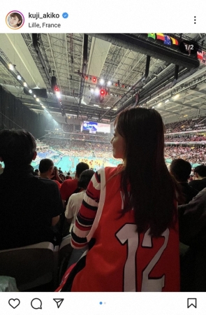 渡辺雄太の妻・久慈暁子　日本代表ブラジル戦を生観戦「さあ、日本一丸」に「勝利の女神お願いします」