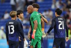 【サッカー男子】GK小久保は泣き崩れ立てず「こんな終わり方悔しい」得点取り消しは「きつい展開に」　