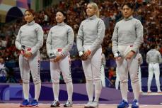 【フェンシング】女子サーブル団体は3位決定戦へ　準決勝でウクライナに完敗　パリ五輪