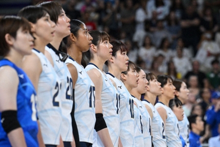 一瞬でもすぐ分かった！五輪女子バレー中継に超大物が映り込み　ネット興奮「パリ行ってるやん」