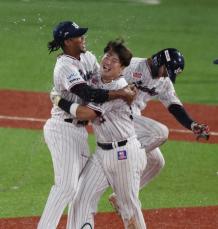 ヤクルト・村上　劇的サヨナラ打「本当に最高です」“勝負の9連戦”白星発進