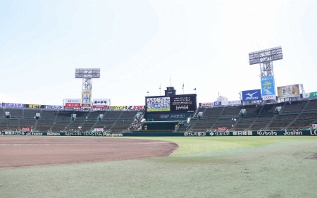 【甲子園】開幕試合終え昼間の聖地が空っぽに　大会初の2部制導入で観客退場　第2試合は午後4時開始