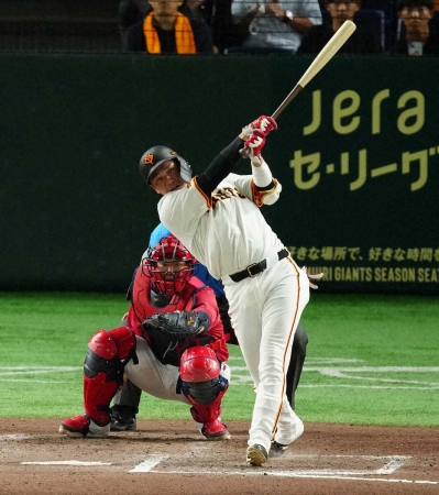 巨人・坂本勇人が通算189度目の猛打賞　歴代2位の川上哲治にあと「5」　二塁打も通算454本目