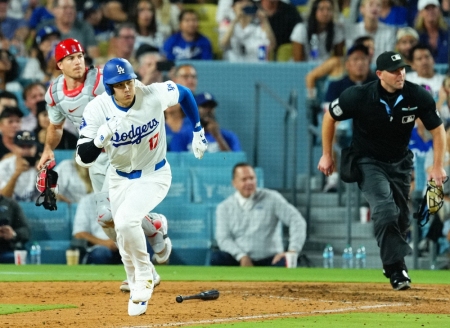 大谷翔平は4打席目まで凡退続く　全11球のうち10球スイングと積極性見せるも快音響かず