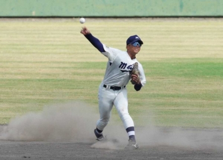 明大・宗山　オープン戦で実戦復帰、軽快な守備も見せ「ケガの影響は全くない」