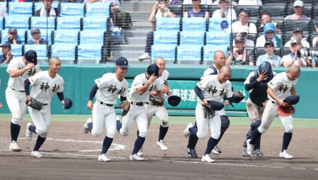 【甲子園】神村学園・小田監督「死闘という言葉が似合うゲーム」勝因は「取られた後すぐ取り返した」