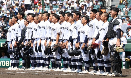 【甲子園】中京大中京が夏100戦目　伝統校の誇りを胸に“髪型自由化”新スタイルで白星発進