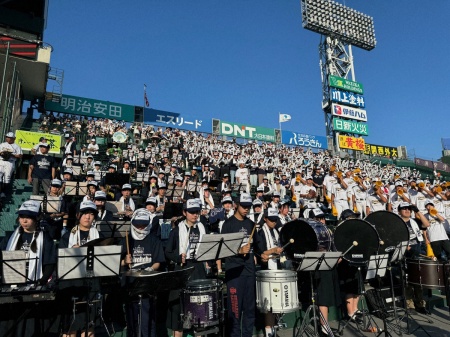 【甲子園】白樺学園応援団による北酒場→「新世界より」の流れが話題「天才の発想だろ」