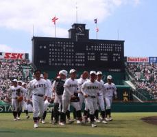 【甲子園】広陵・中井監督が甲子園春夏通算40勝「ぶちうれしい」木内幸男、阪口慶三監督に並ぶ歴代7位