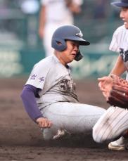 花巻東の1年生4番・古城大翔は涙…「戻って来たい」　甲子園の土を持ち帰らなかった決意の証