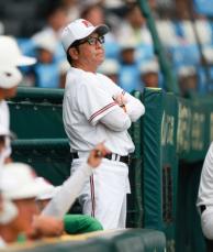 【甲子園】広陵・中井監督「完敗。すべては監督の責任です」7年ぶりの8強と自身の聖地41勝目ならず