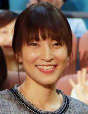 鈴木杏樹　洗面台にズラリと並ぶ多数の生活用品　用途によって使い分け「みんなそうだと思ってた」