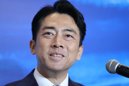 小泉進次郎氏　党総裁選出馬で妻・滝川クリステルの反応は…「私は私、妻は妻、尊重し合う関係で」