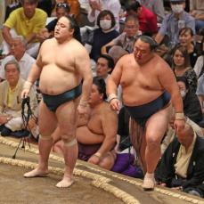 玉鷲　悲運の横綱「玉の海関の分まで」　部屋の先輩に尊敬の念