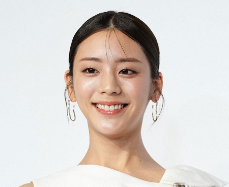 “新婚”貴島明日香　美しすぎるトレウエアショットに反響「同じ人類と思えんかわいさ」「スタイル良すぎ」